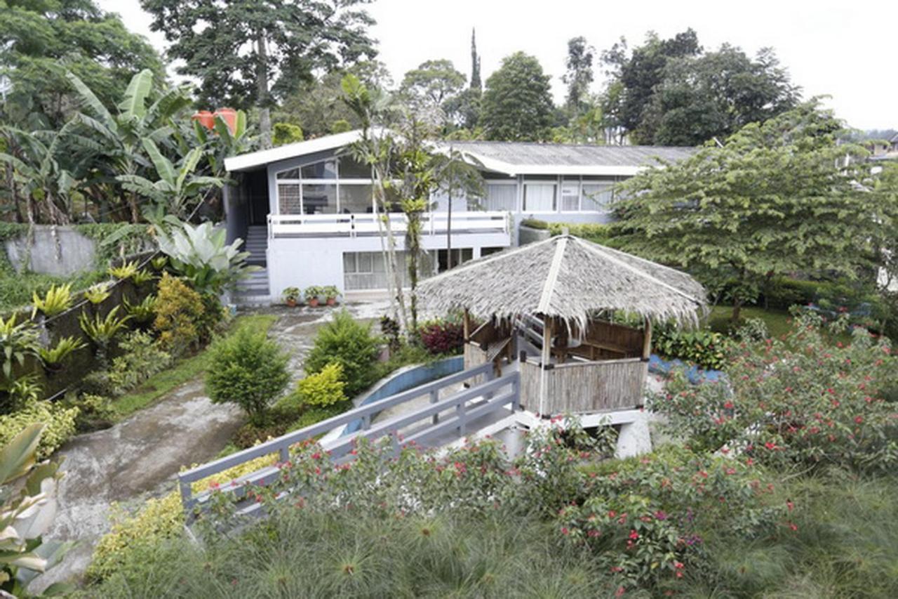 Villa Alam Indah By Anrha Bogor Exterior foto